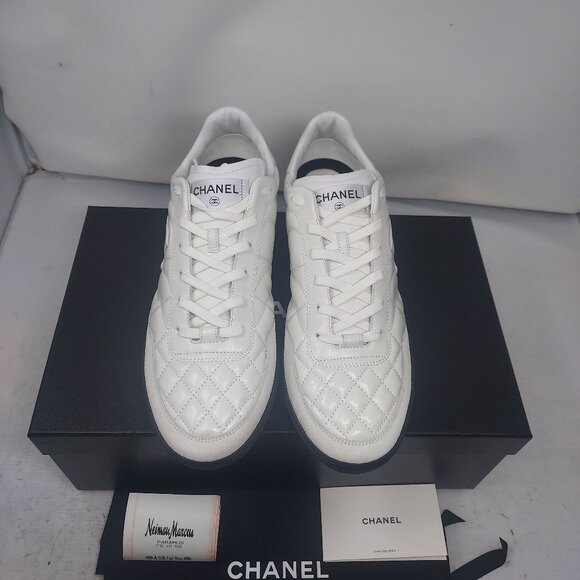 CHANEL 24A Quilted CC White Black MENS Sneaker - Picture 7 of 12